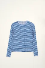camiseta de proteccion solar mujer